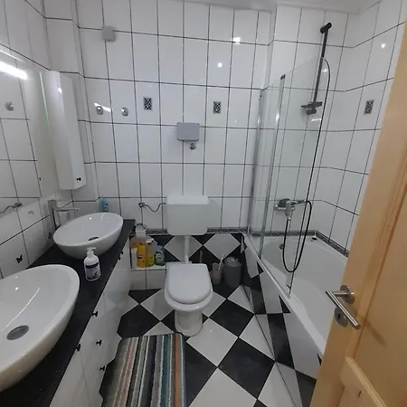 Апартаменты Tabak 122 *